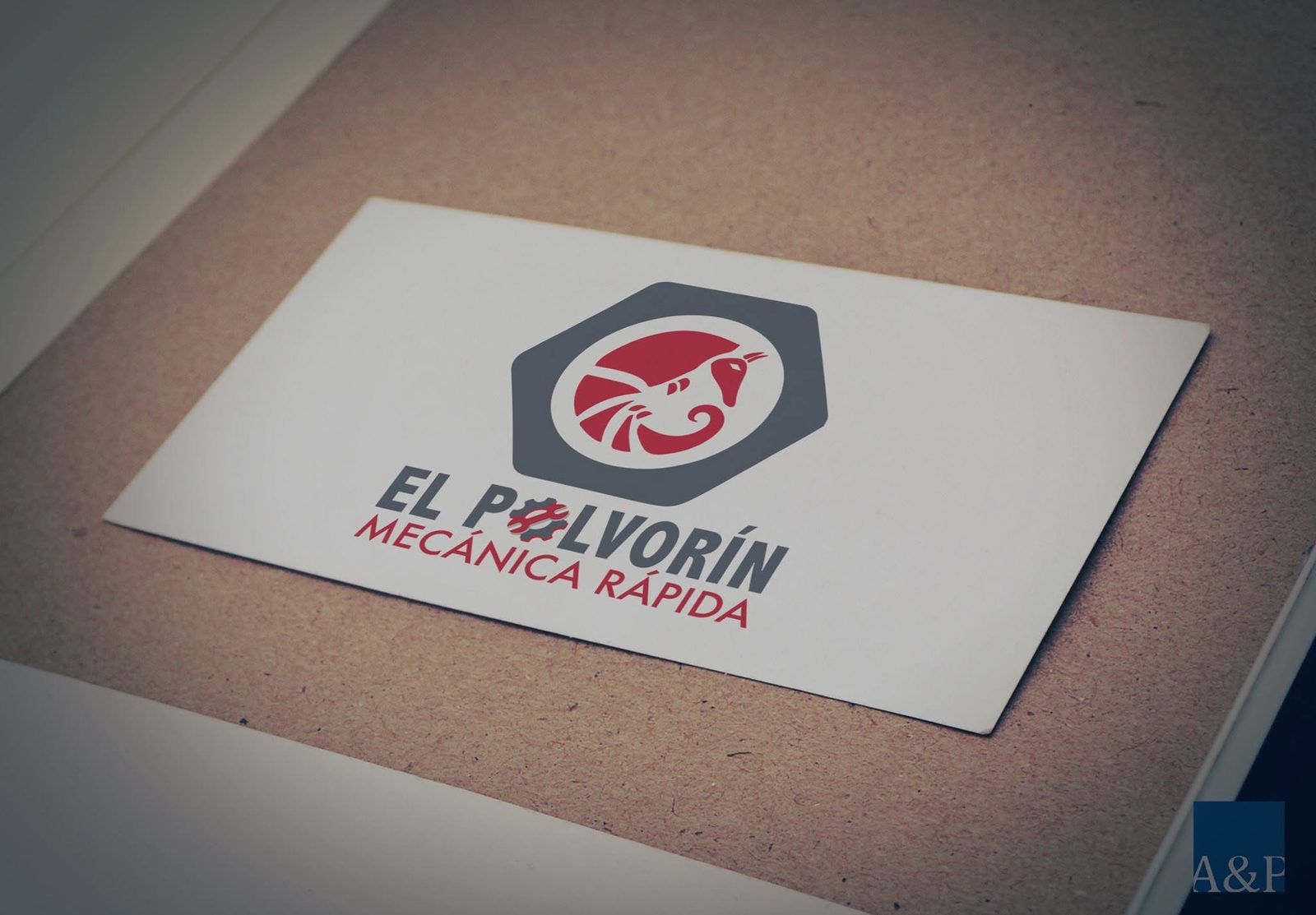 Tarjeta de visita con logotipo de taller mecánico